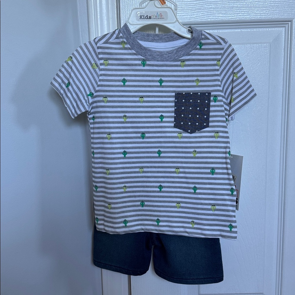 Kids Headquarters Gray and White Cactus Striped Tee With Shorts 12M NWT
